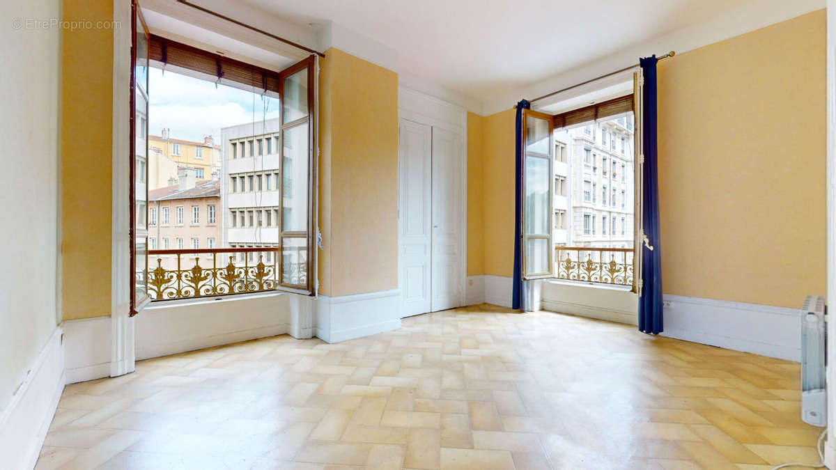 Appartement à LYON-7E