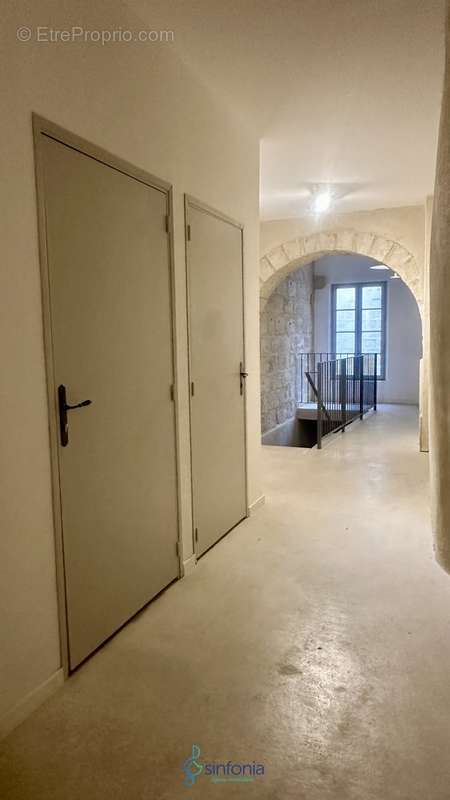 Appartement à UZES