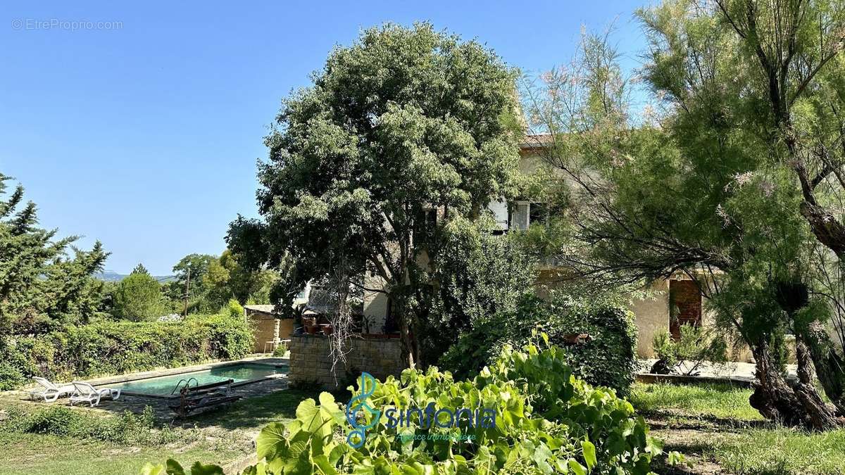 Maison à UZES