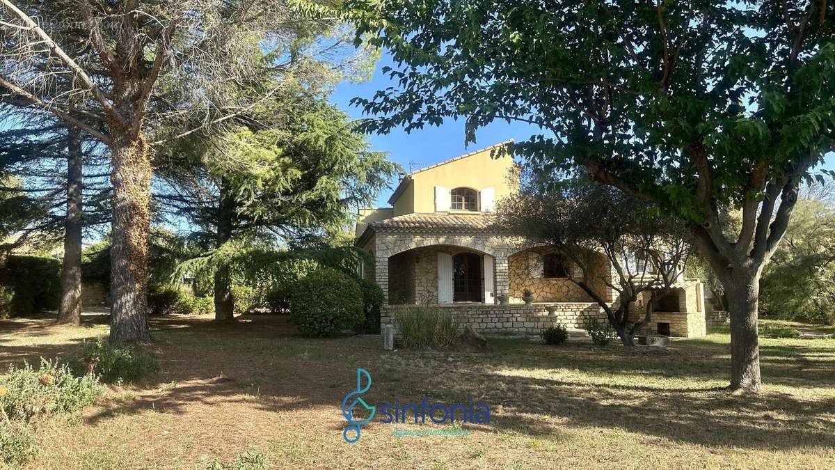 Maison à UZES