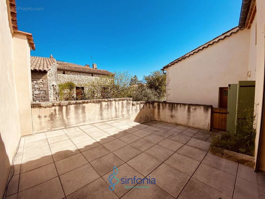 Maison à GARRIGUES-SAINTE-EULALIE