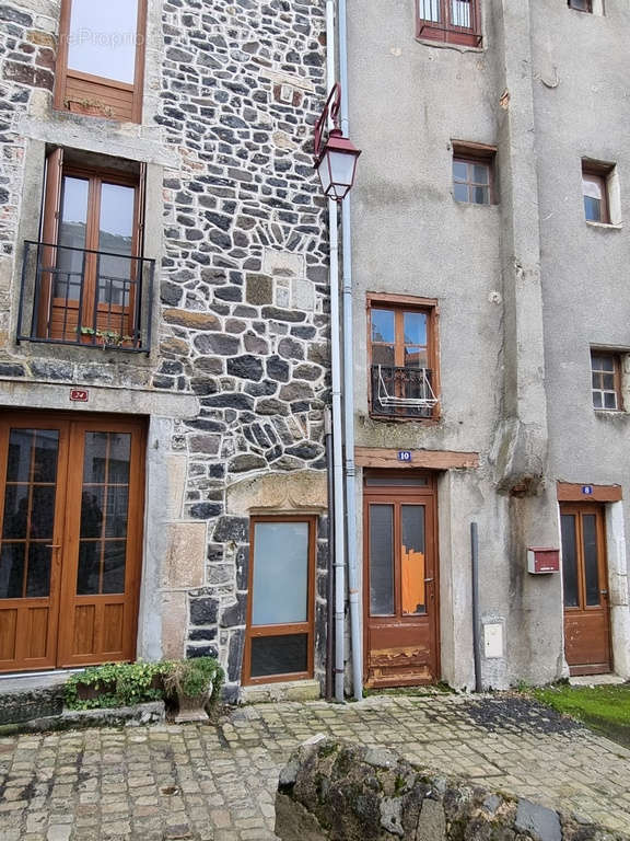 Appartement à LE MONASTIER-SUR-GAZEILLE