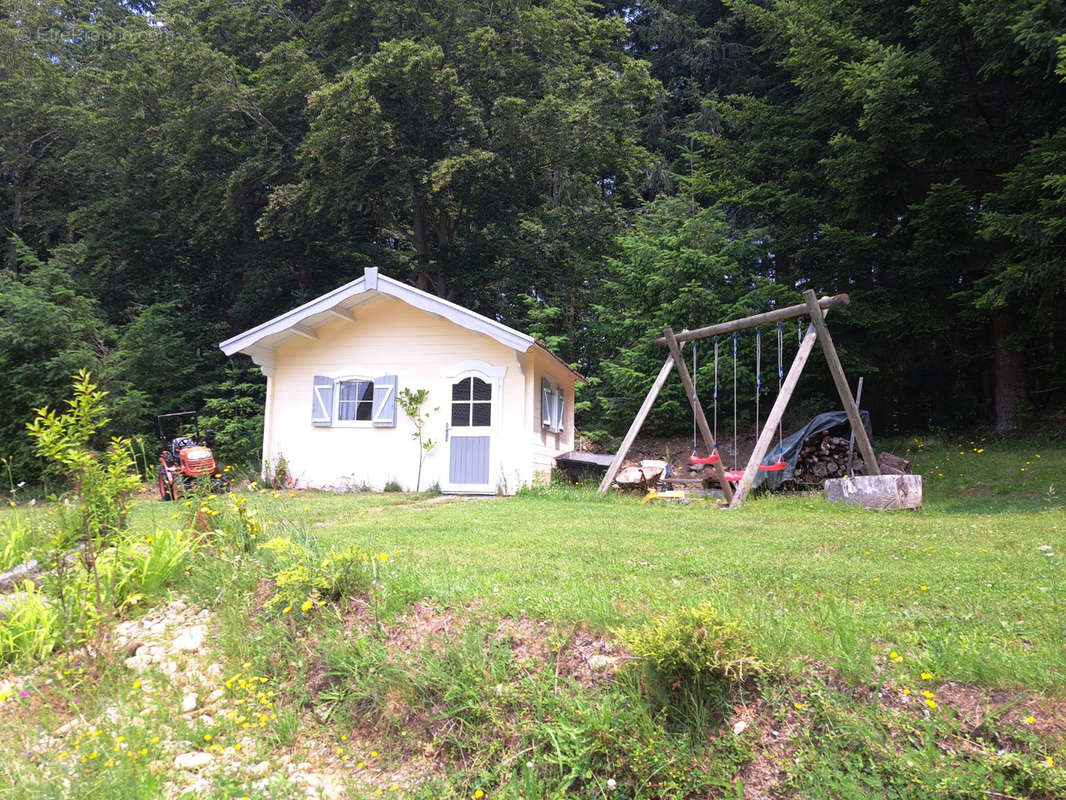 Maison à LE CHAMBON-SUR-LIGNON