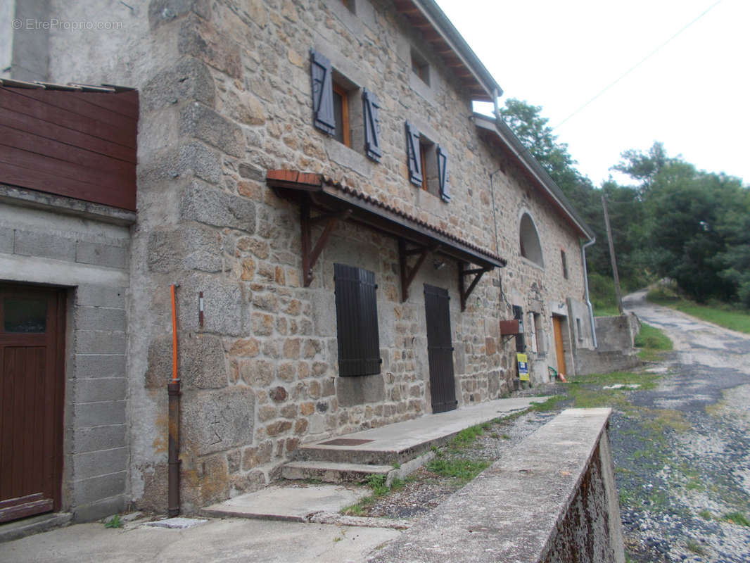 Maison à SAINT-BONNET-LE-FROID