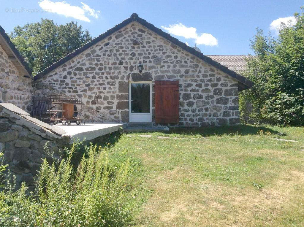 Maison à LE CHAMBON-SUR-LIGNON