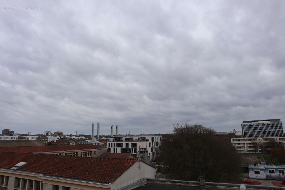 Appartement à BORDEAUX