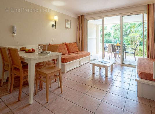 Appartement à HYERES