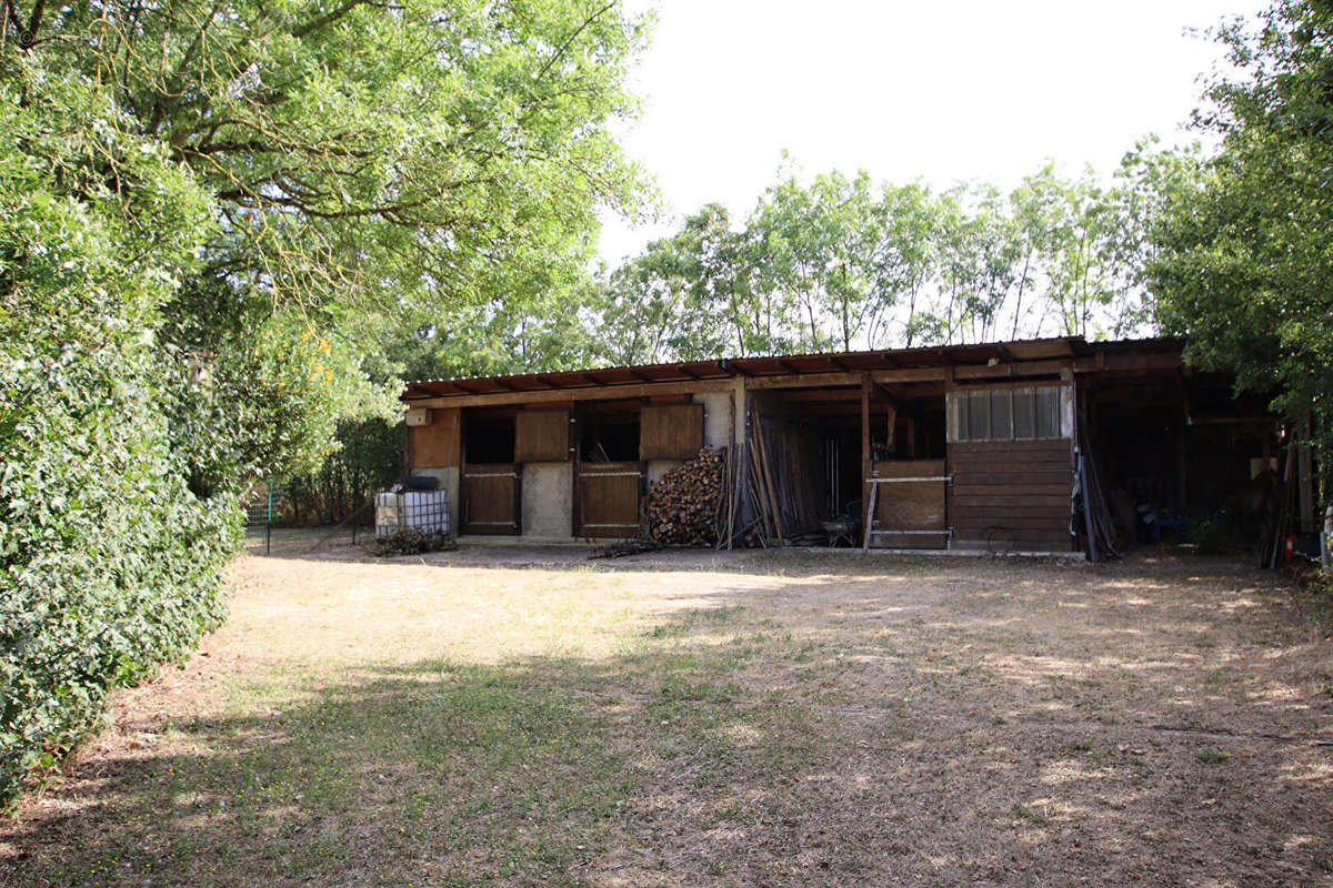 Maison à PRAHECQ