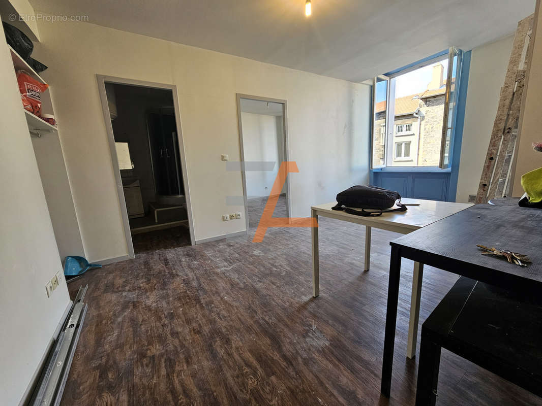 Appartement à SAINT-ETIENNE