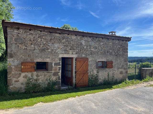 Maison à BELLEVUE-LA-MONTAGNE