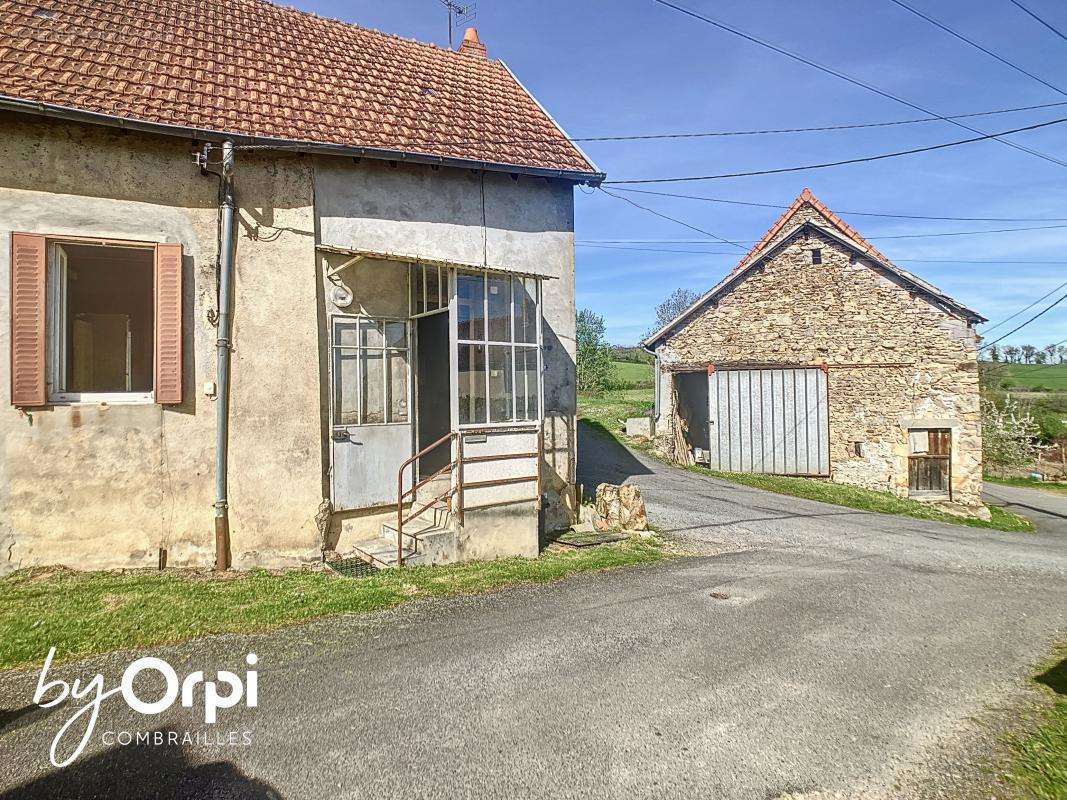 Maison à SAINT-ELOY-LES-MINES