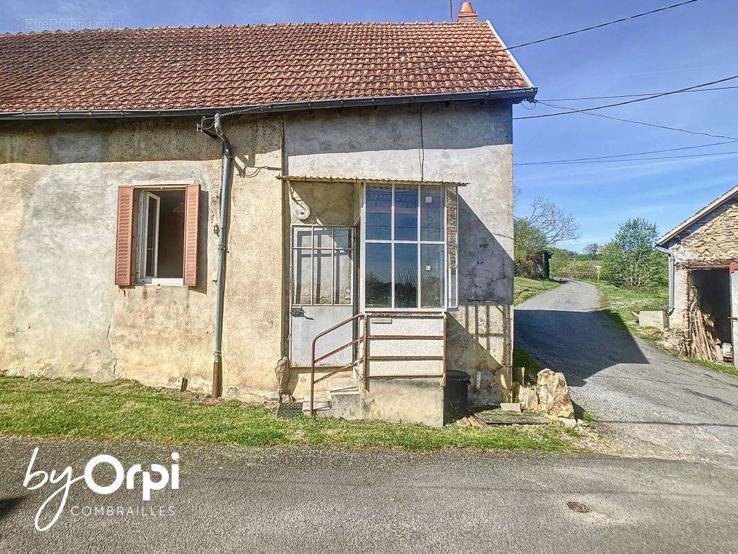 Maison à SAINT-ELOY-LES-MINES