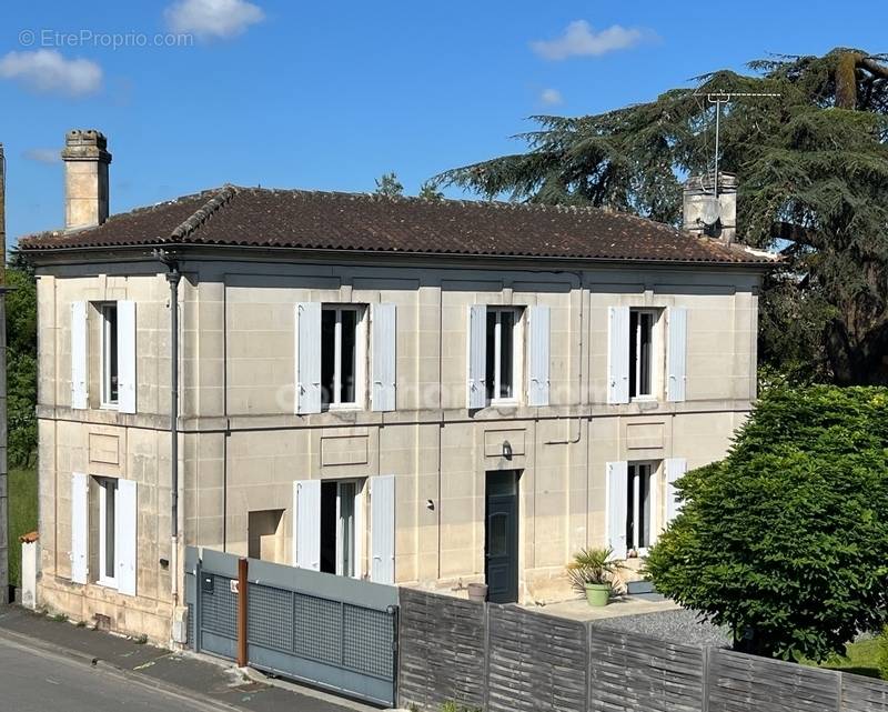 Maison à COGNAC