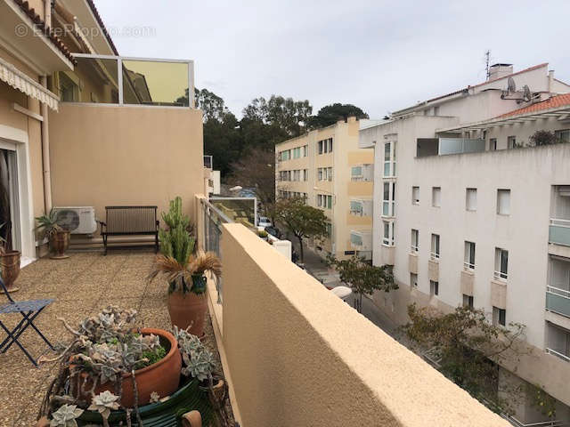 Appartement à HYERES