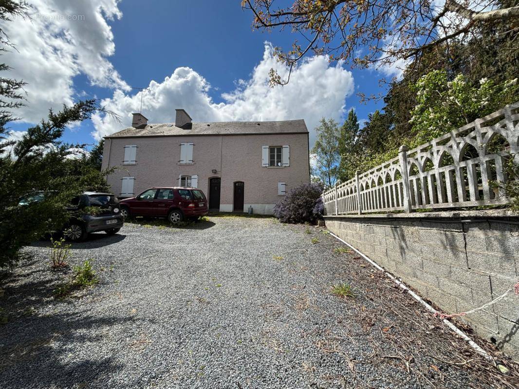 Maison à CERISY-LA-FORET