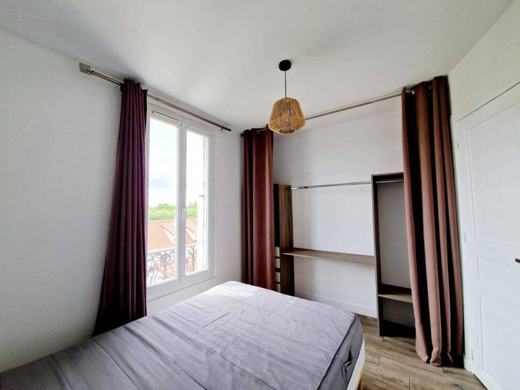 Appartement à EPINAY-SUR-SEINE