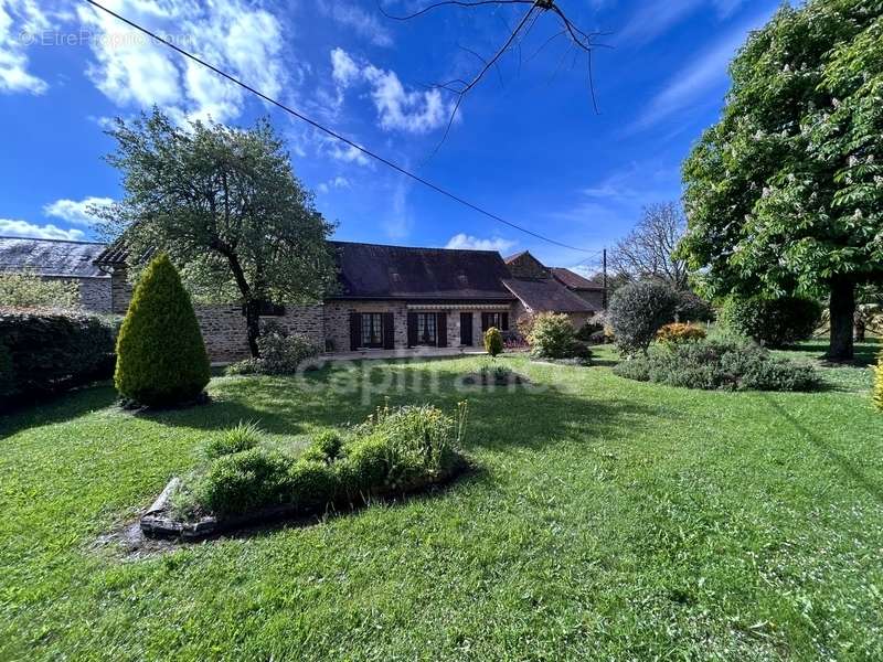 Maison à SAINT-JORY-DE-CHALAIS