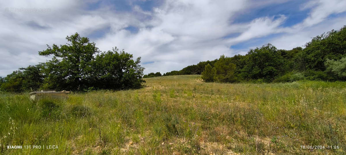 Terrain à VINSOBRES