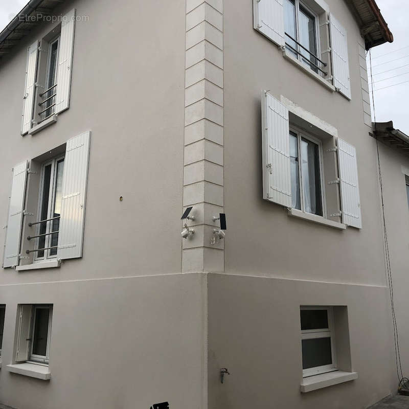 Maison à SARTROUVILLE