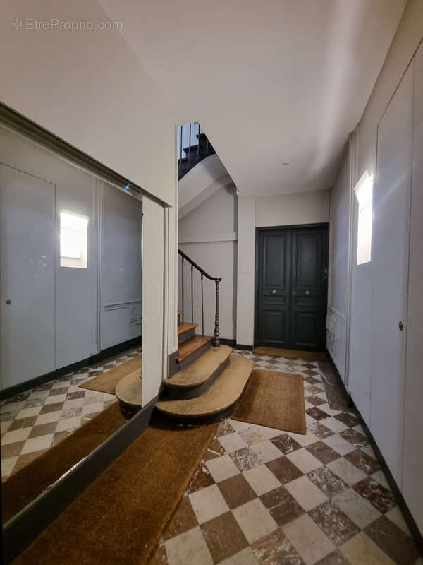 Appartement à PARIS-5E