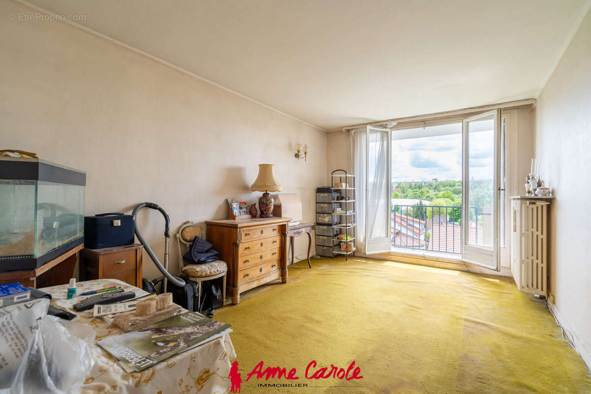 Appartement à LE PERREUX-SUR-MARNE