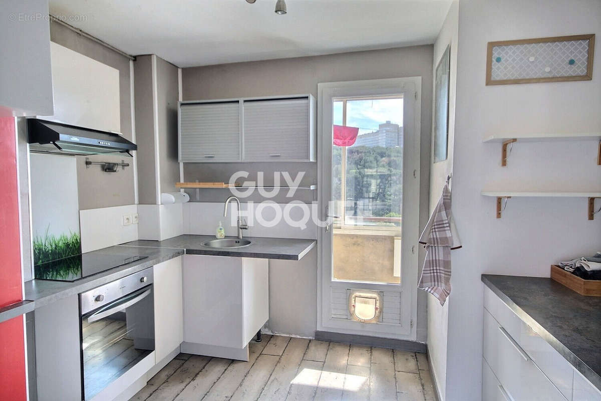 Appartement à MARSEILLE-15E