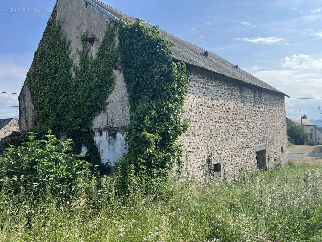 Maison à MONTLUCON