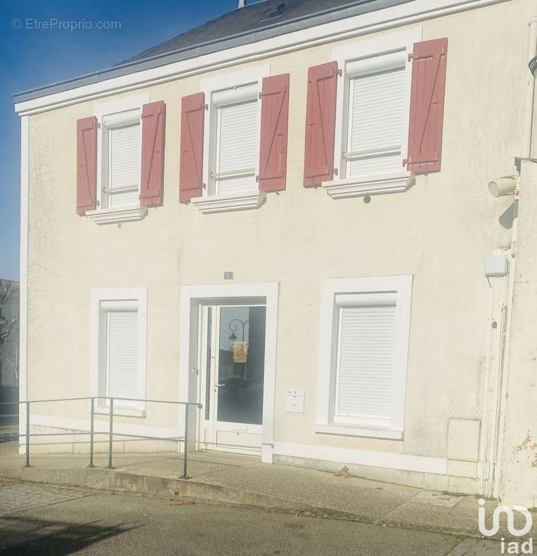 Photo 2 - Maison à MOUTIERS-LES-MAUXFAITS