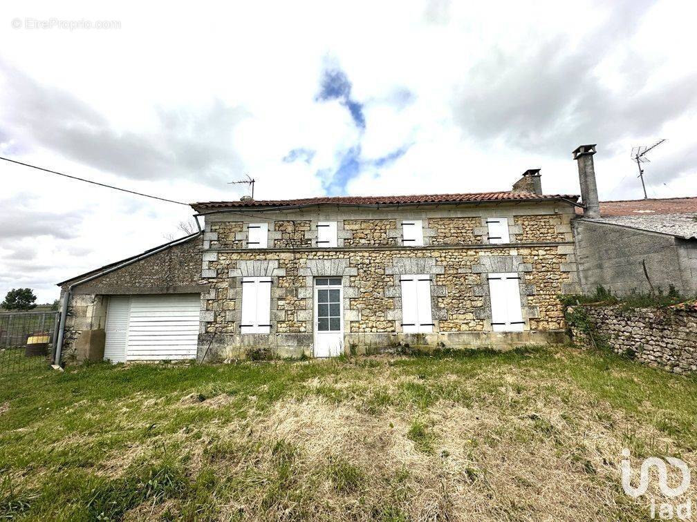 Photo 1 - Maison à SAINT-BONNET-SUR-GIRONDE