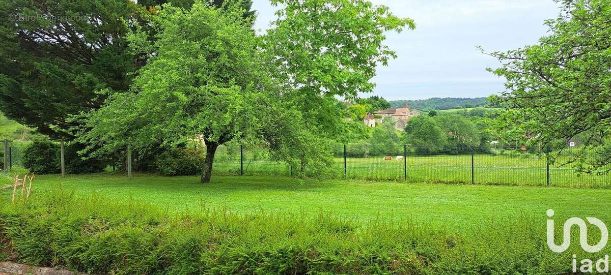 Photo 6 - Maison à SAINT-GERMAIN-DU-SALEMBRE