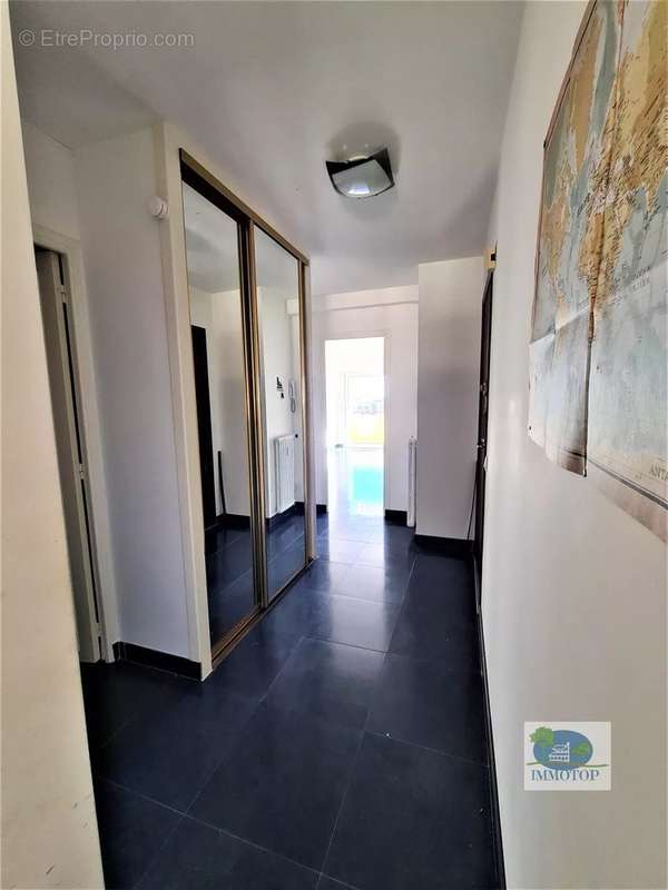 Appartement à ROQUEBRUNE-CAP-MARTIN