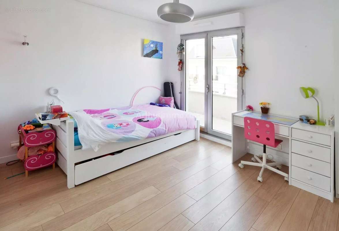 Appartement à NOGENT-SUR-MARNE