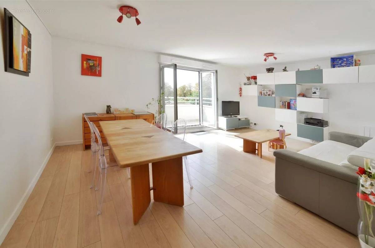 Appartement à NOGENT-SUR-MARNE