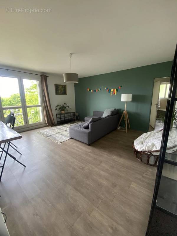 Appartement à CHARENTON-LE-PONT