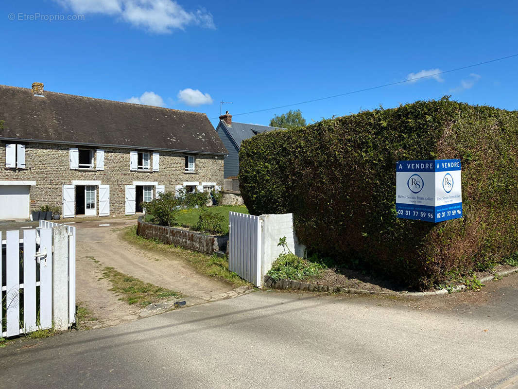 Maison à AUNAY-SUR-ODON