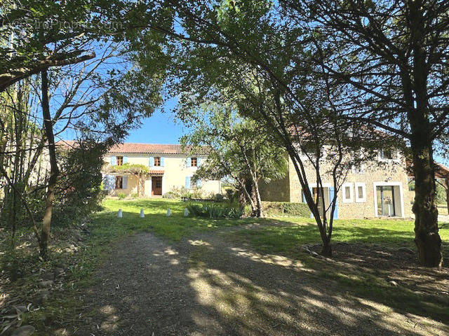 gite et maison d&#039;habitation - Maison à PLAISANCE