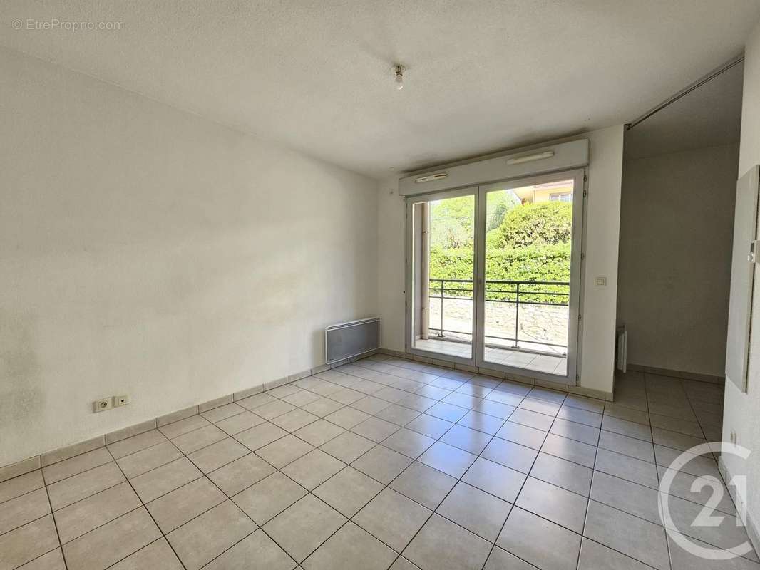 Appartement à VENCE