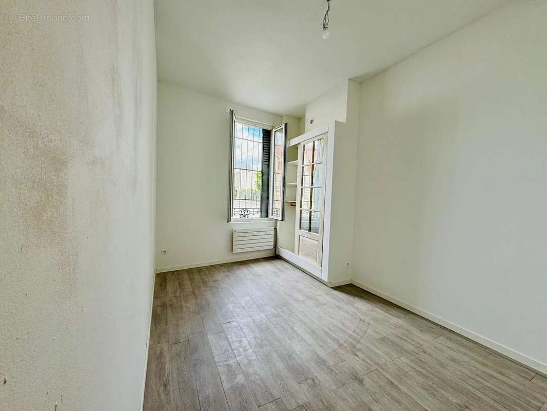 Appartement à AUBERVILLIERS