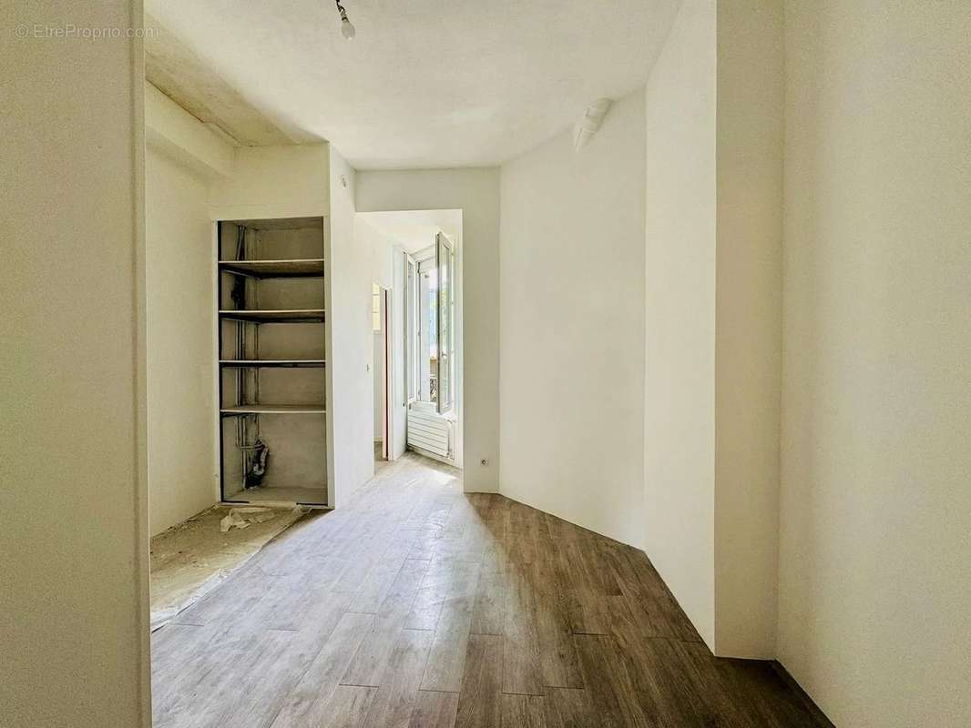 Appartement à AUBERVILLIERS