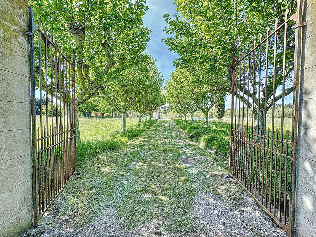 Maison à CHEVAL-BLANC