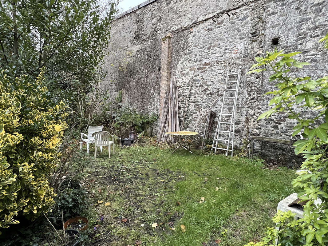 Appartement à CHEMILLE