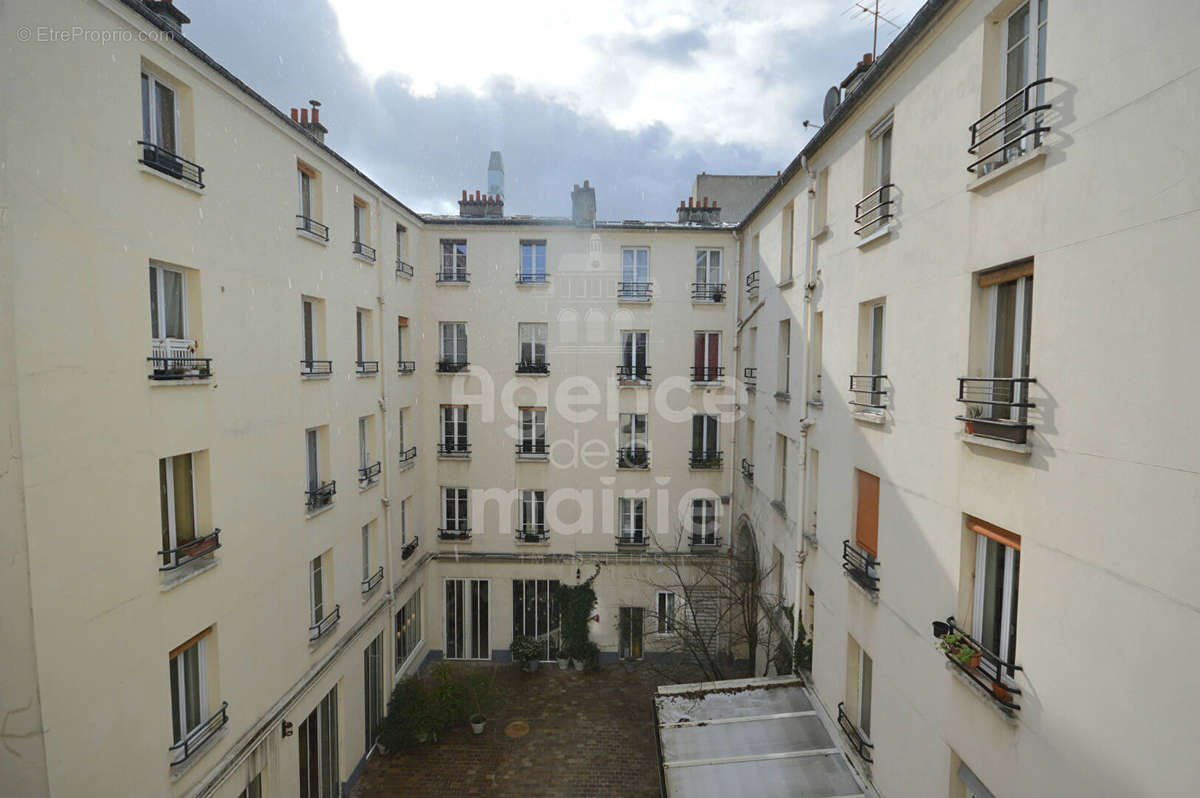 Appartement à PARIS-11E