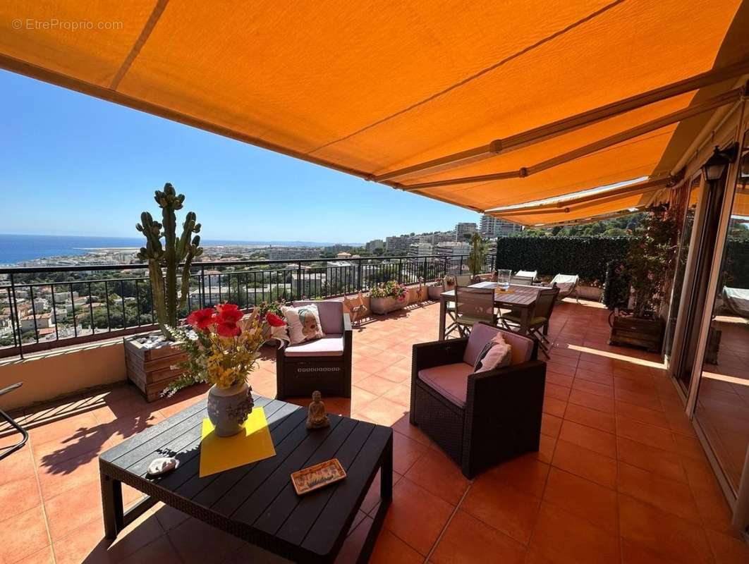   - Appartement à NICE