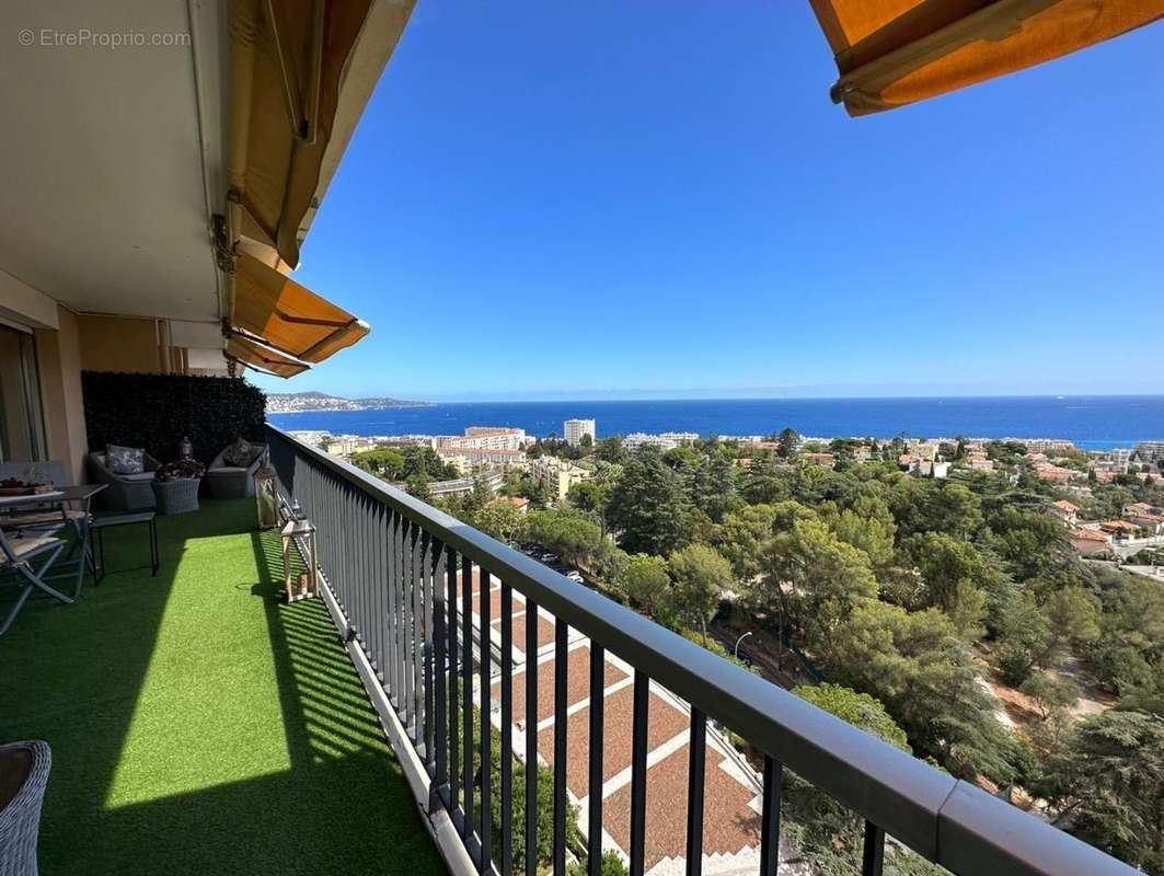   - Appartement à NICE