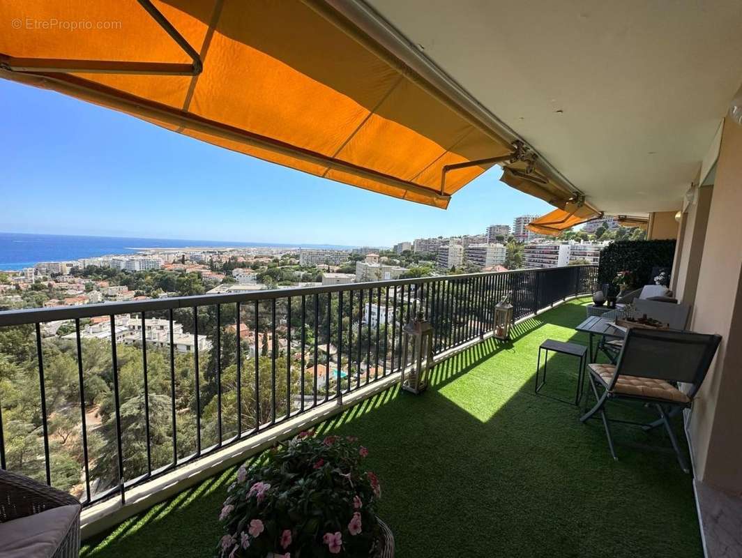   - Appartement à NICE