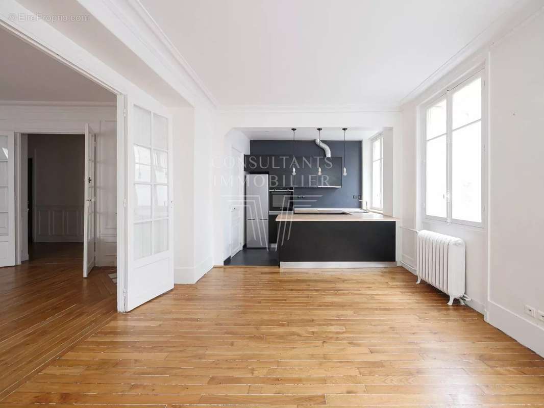 Appartement à PARIS-6E