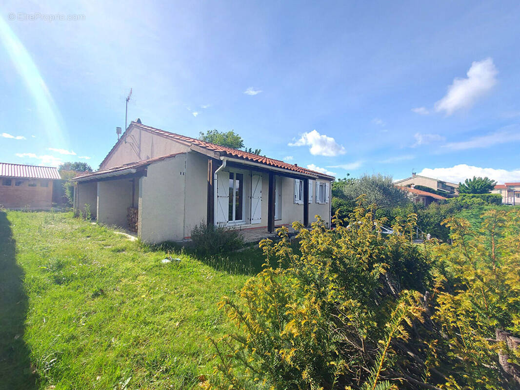 Maison à CORNEBARRIEU