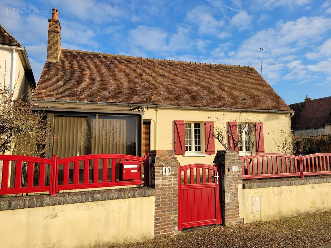 Maison à MOUTIERS-AU-PERCHE