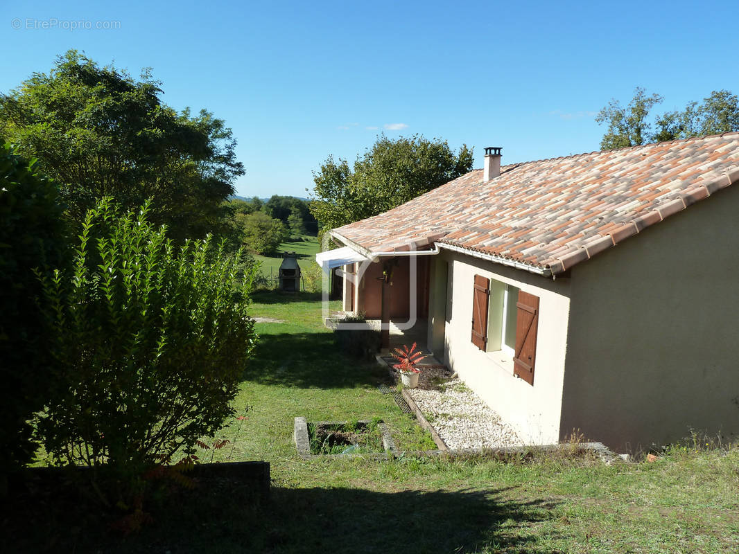 Maison à ROUFFILHAC