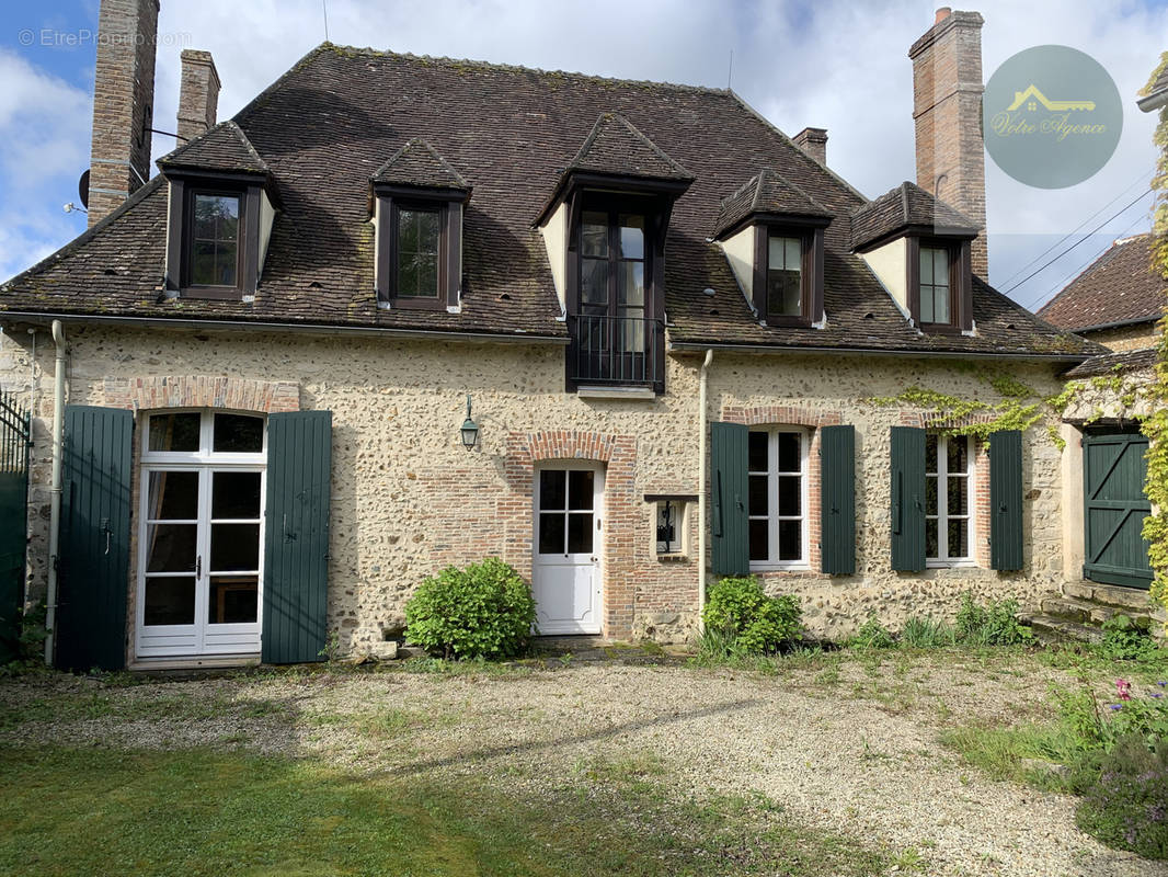 Maison à VOULX